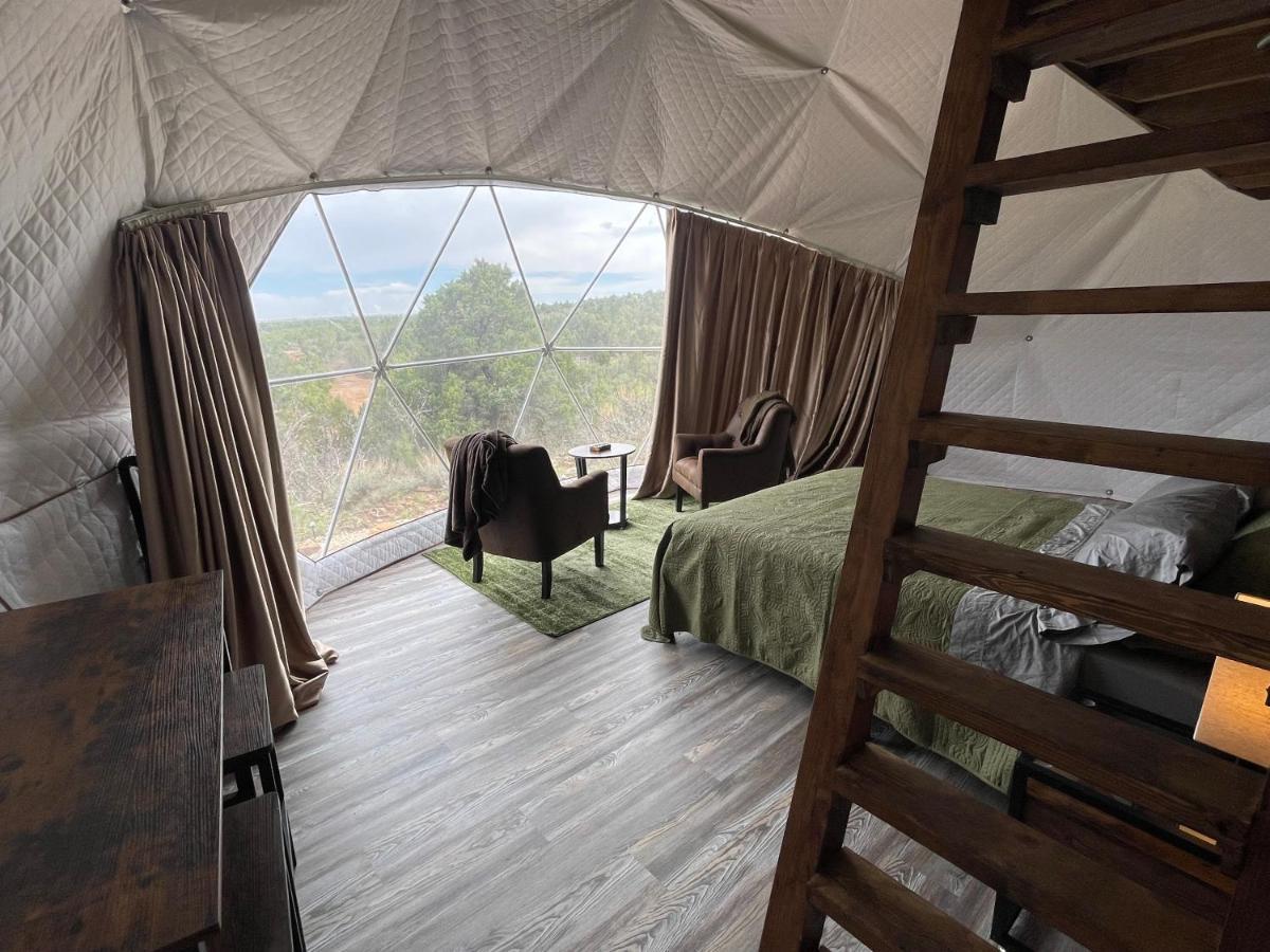 Canyon Rim Domes - A Luxury Glamping Experience!! Монтичелло Экстерьер фото