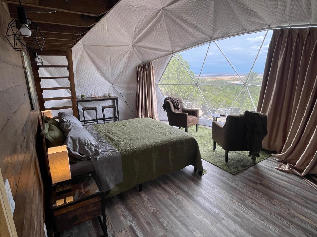 Canyon Rim Domes - A Luxury Glamping Experience!! Монтичелло Экстерьер фото