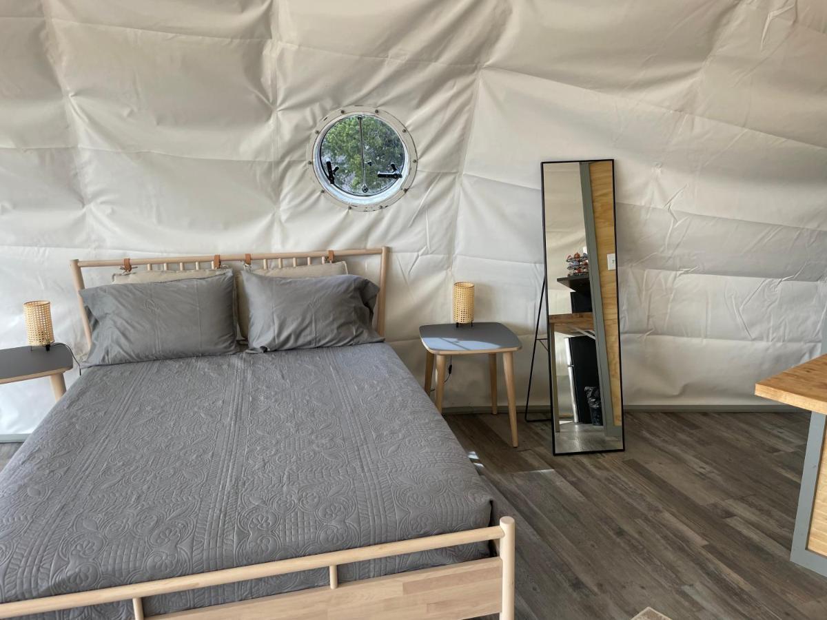 Canyon Rim Domes - A Luxury Glamping Experience!! Монтичелло Экстерьер фото