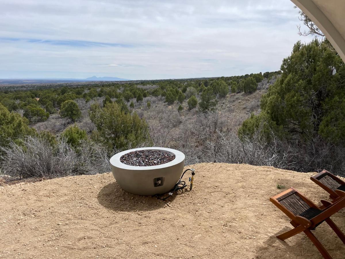 Canyon Rim Domes - A Luxury Glamping Experience!! Монтичелло Экстерьер фото
